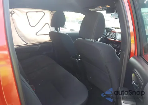 2018 Toyota Tacoma Trd Sport из США, поврежденный, VIN 3TMCZ5AN4JM177000